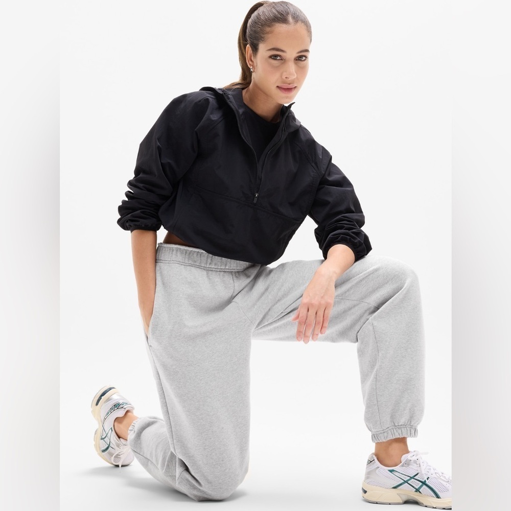 NWT Athleta Forever Fleece Grey Heather Fleece Jogger Size Large